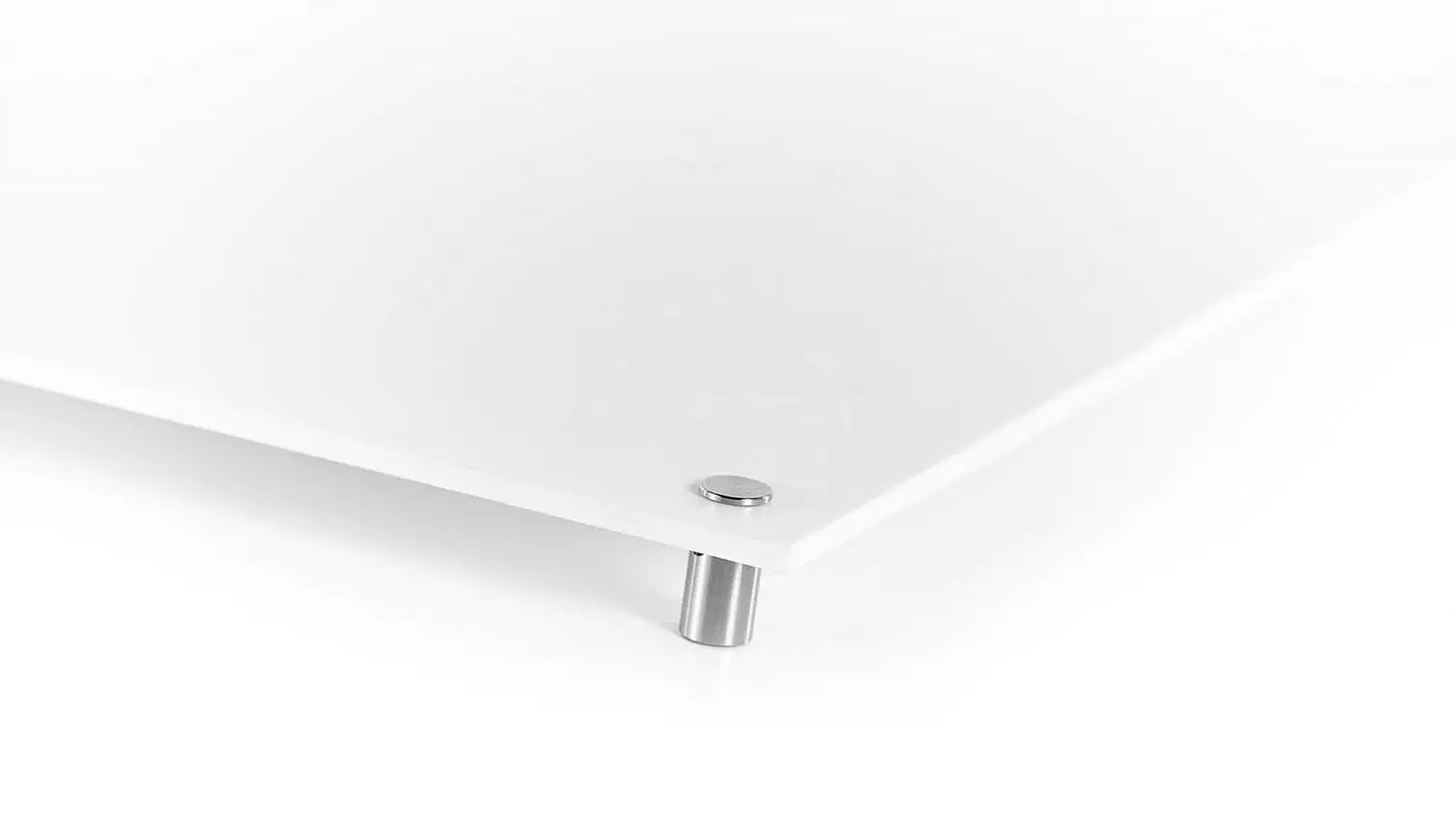 Befestigung von Schildern mit Lochbohrungen Befestigung von Schildern mit Lochbohrungen