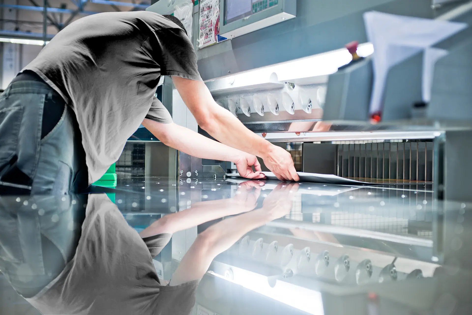 Ausbildung zum Medientechnologen Druckverarbeitung bei SAXOPRINT (3) Ausbildung zum Medientechnologen Druckverarbeitung bei SAXOPRINT (3)