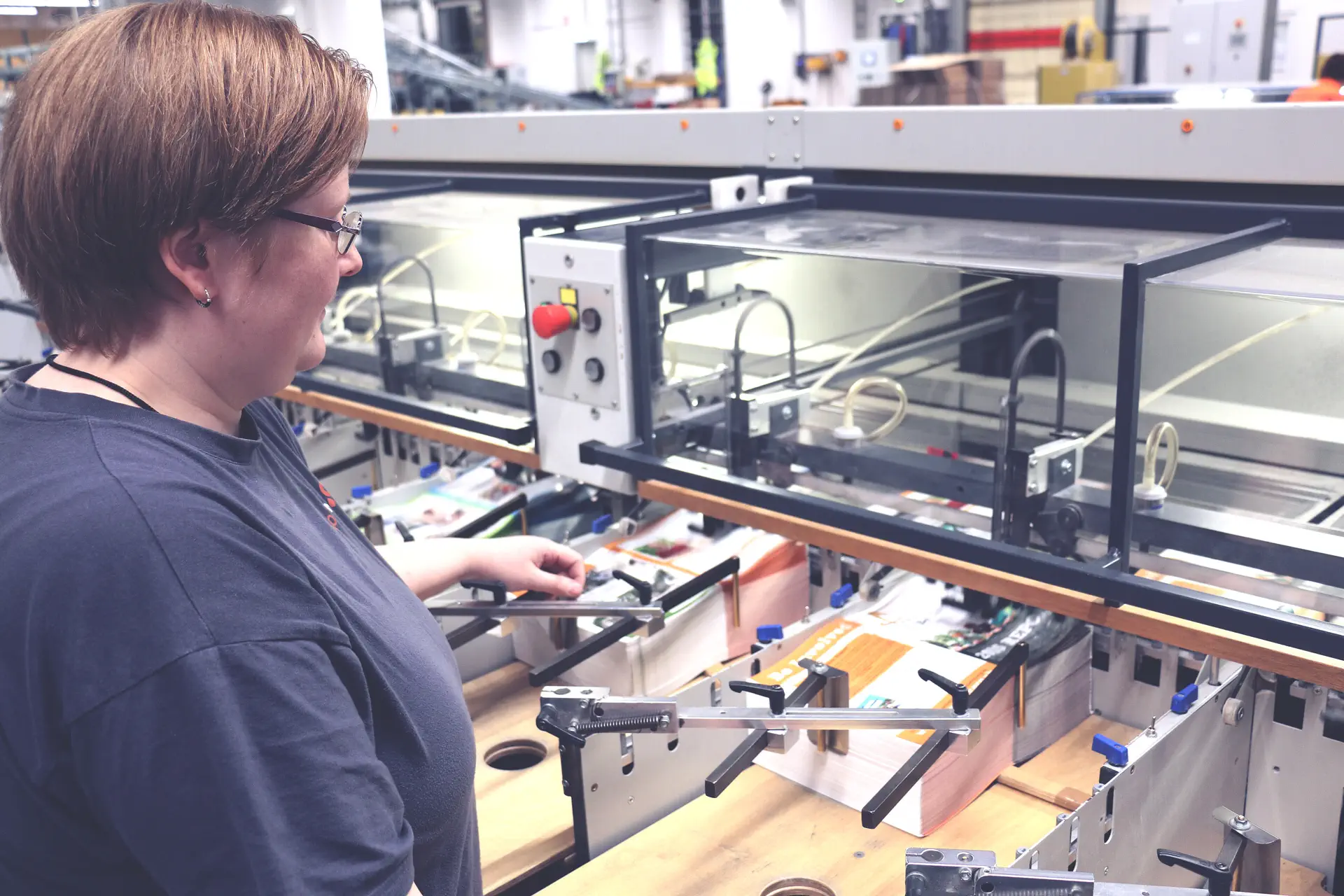 Ausbildung zum Medientechnologen Druckverarbeitung bei SAXOPRINT (5) Ausbildung zum Medientechnologen Druckverarbeitung bei SAXOPRINT (5)