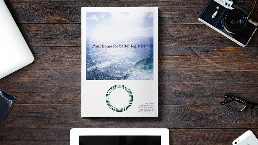 Mitarbeiterzeitung mit InDesign Template 1 Back Mitarbeiterzeitung mit InDesign Template 1 Back