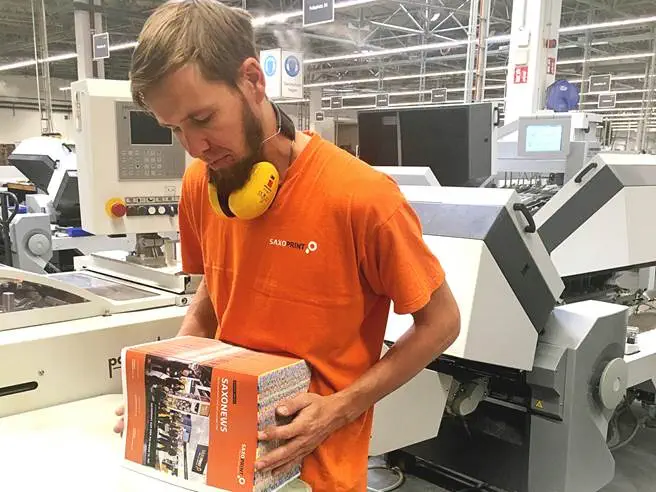 SAXONEWS Mitarbeiterzeitschrift Weiterverarbeitung (03)